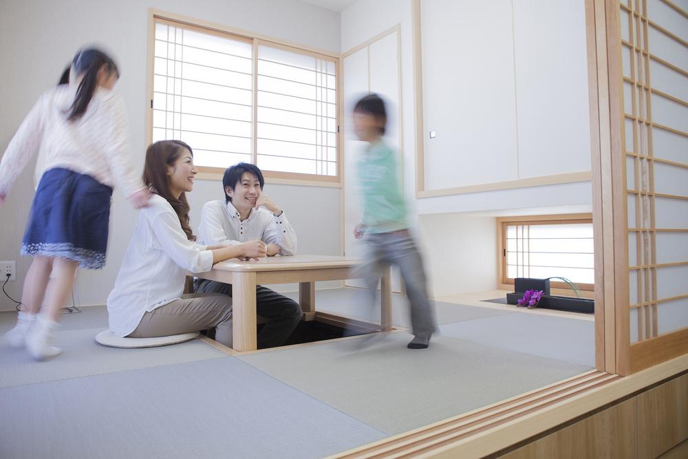 個室としても使える間仕切りタイプの和室